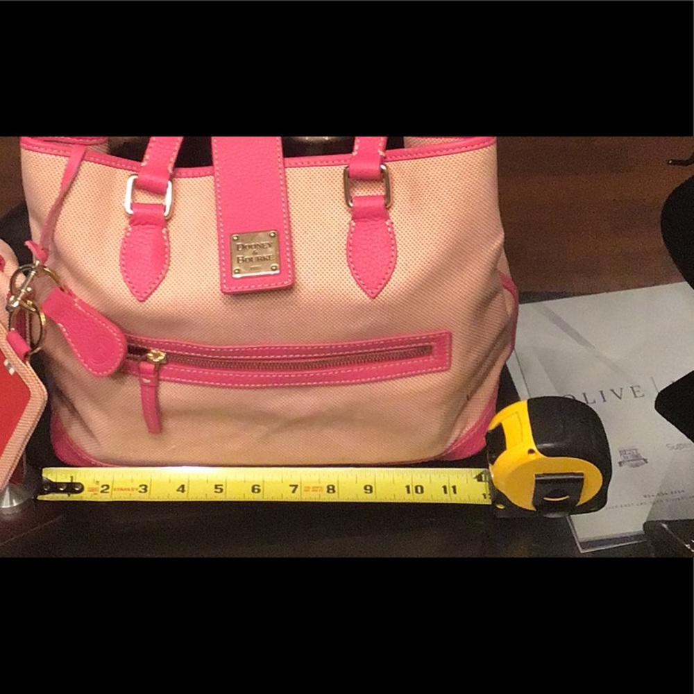 Dooney & Bourke Pink and Cream Women's Tote Bag nwot! - Picture 11 of 15